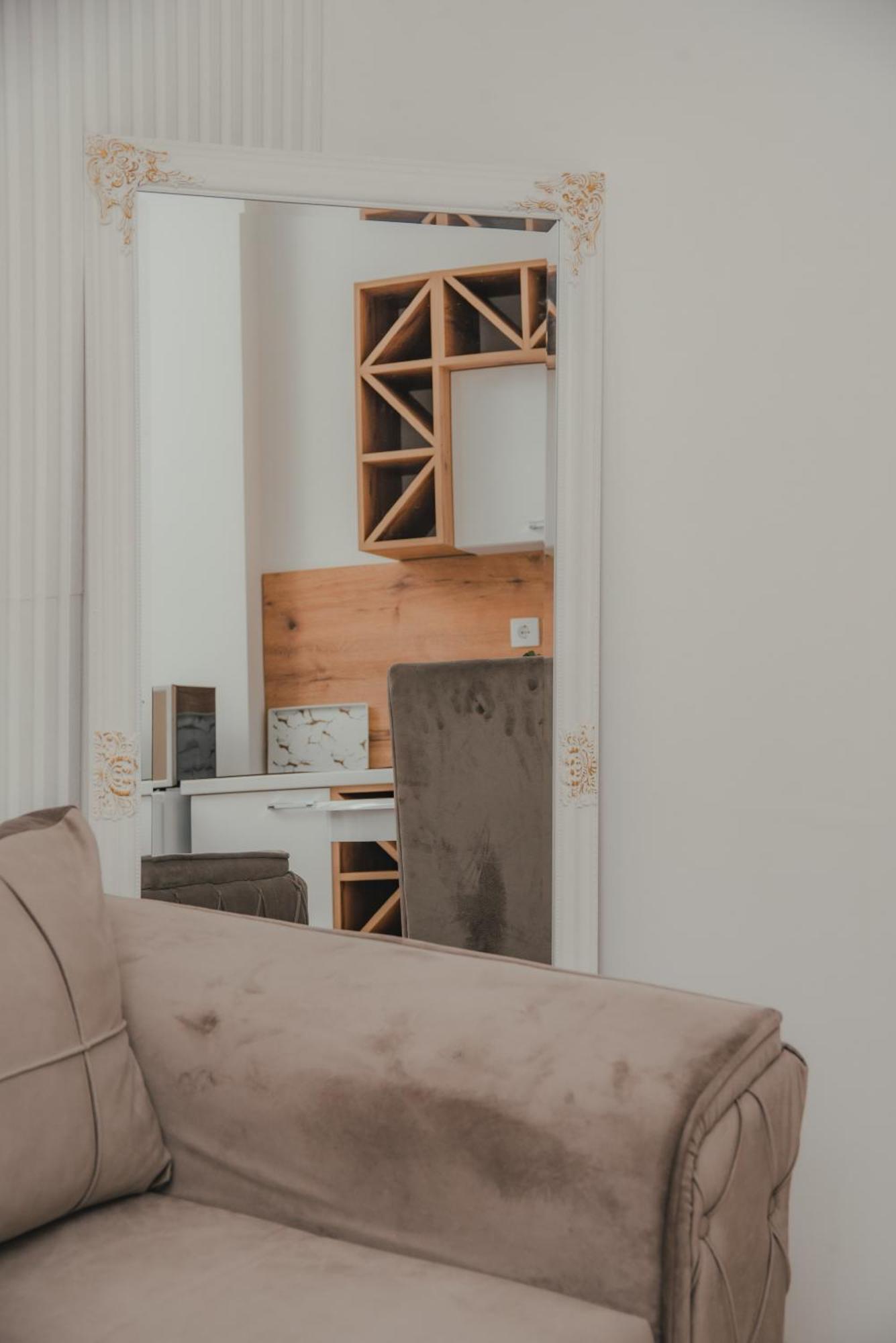 Jes Apartments Leskovac  Ngoại thất bức ảnh