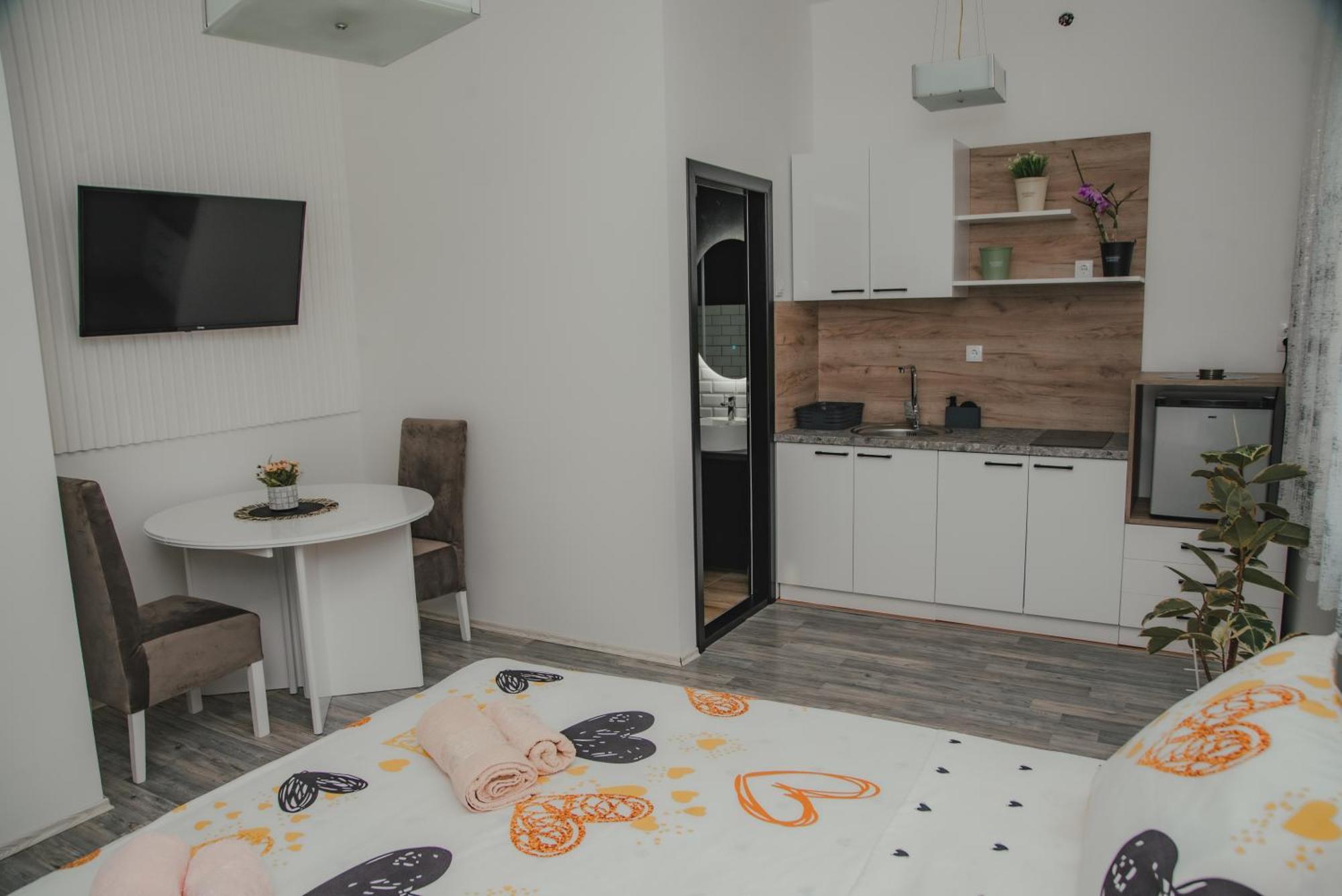 Jes Apartments Leskovac  Ngoại thất bức ảnh