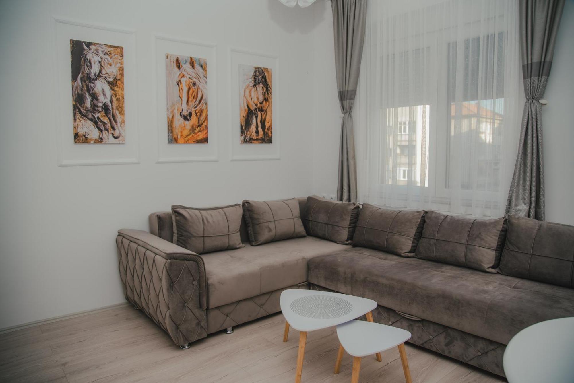 Jes Apartments Leskovac  Ngoại thất bức ảnh