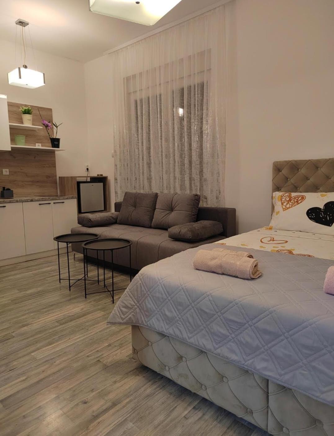 Jes Apartments Leskovac  Ngoại thất bức ảnh